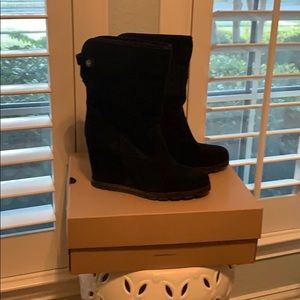 UGG Black Suede and Shearling Wedge Boots SZ 8